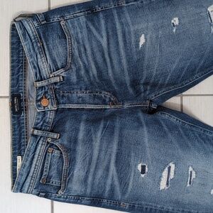 Jack & Jones Light Wash Distressed Denim Comfort Fit